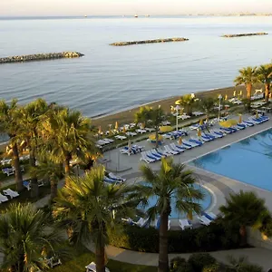 Palm & Resort