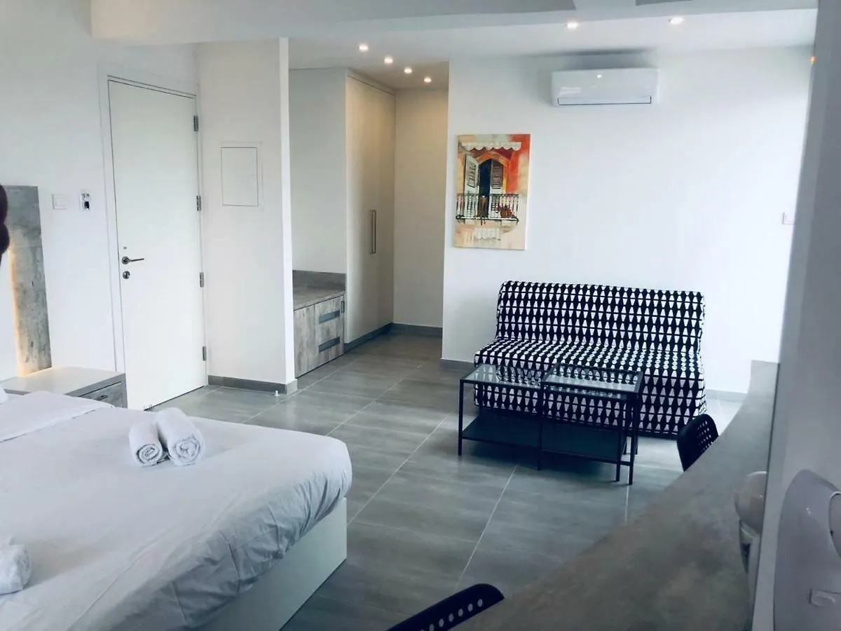 ***  Aparthotel White 11 Lárnaca Chipre