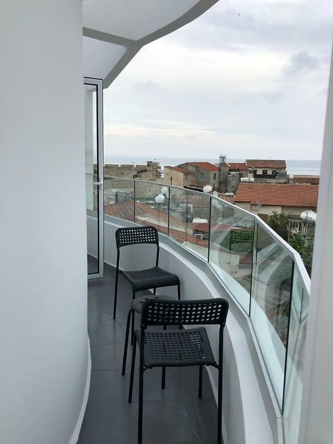 Aparthotel White 11 Lárnaca 3*,